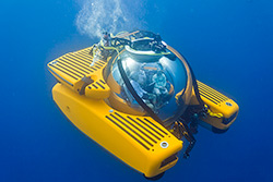Full Spherical Transparent Ultra-high Pressure Submersible Hull